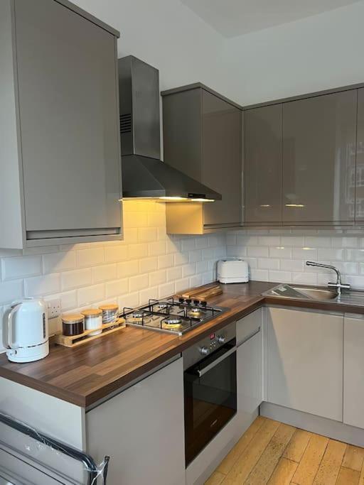Stylish One Bedroom Apartment In The Heart Of Angel London Eksteriør bilde